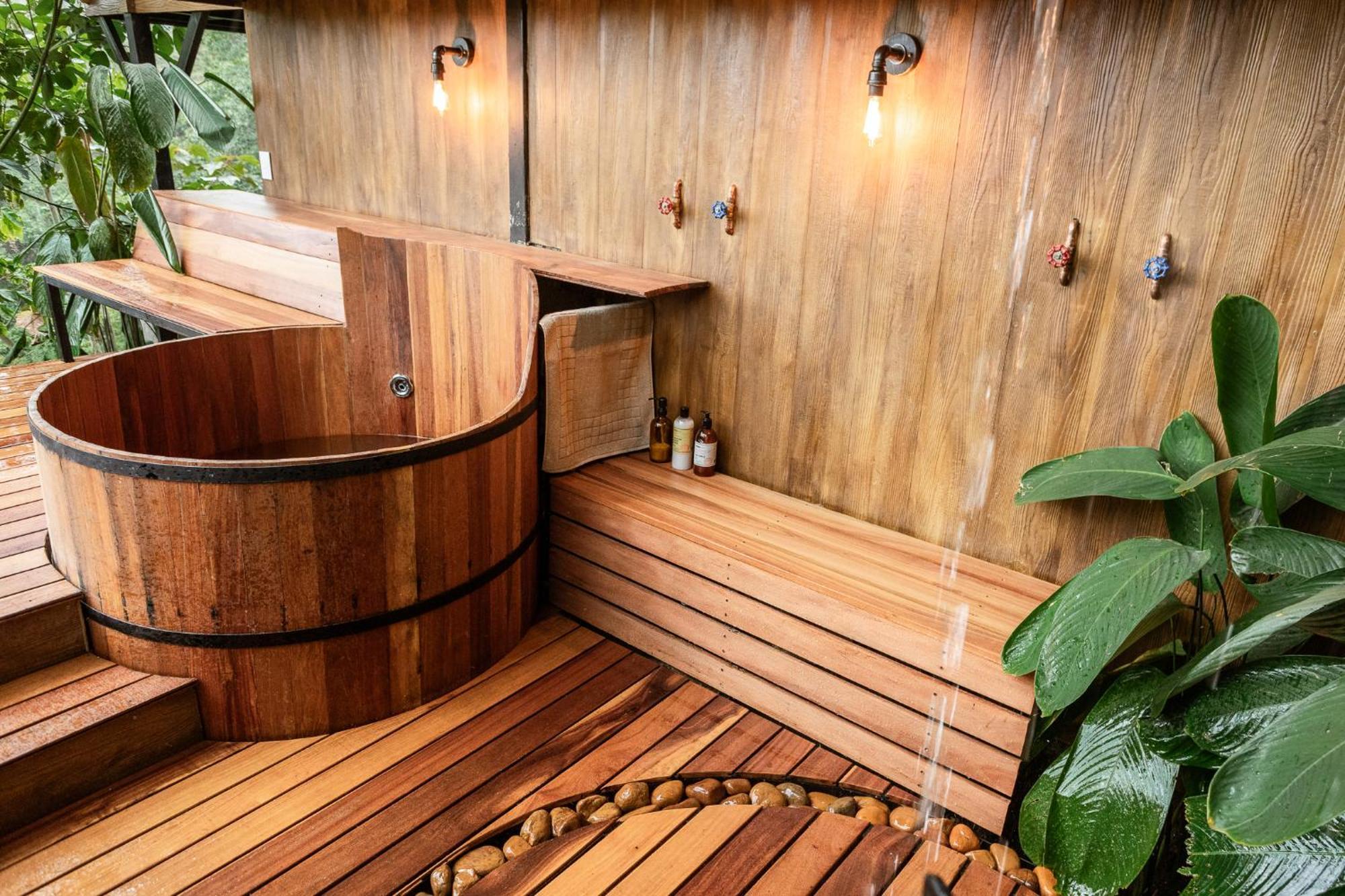 Tominejo Ecolodge - Casas En Los Arboles Neira Exteriör bild