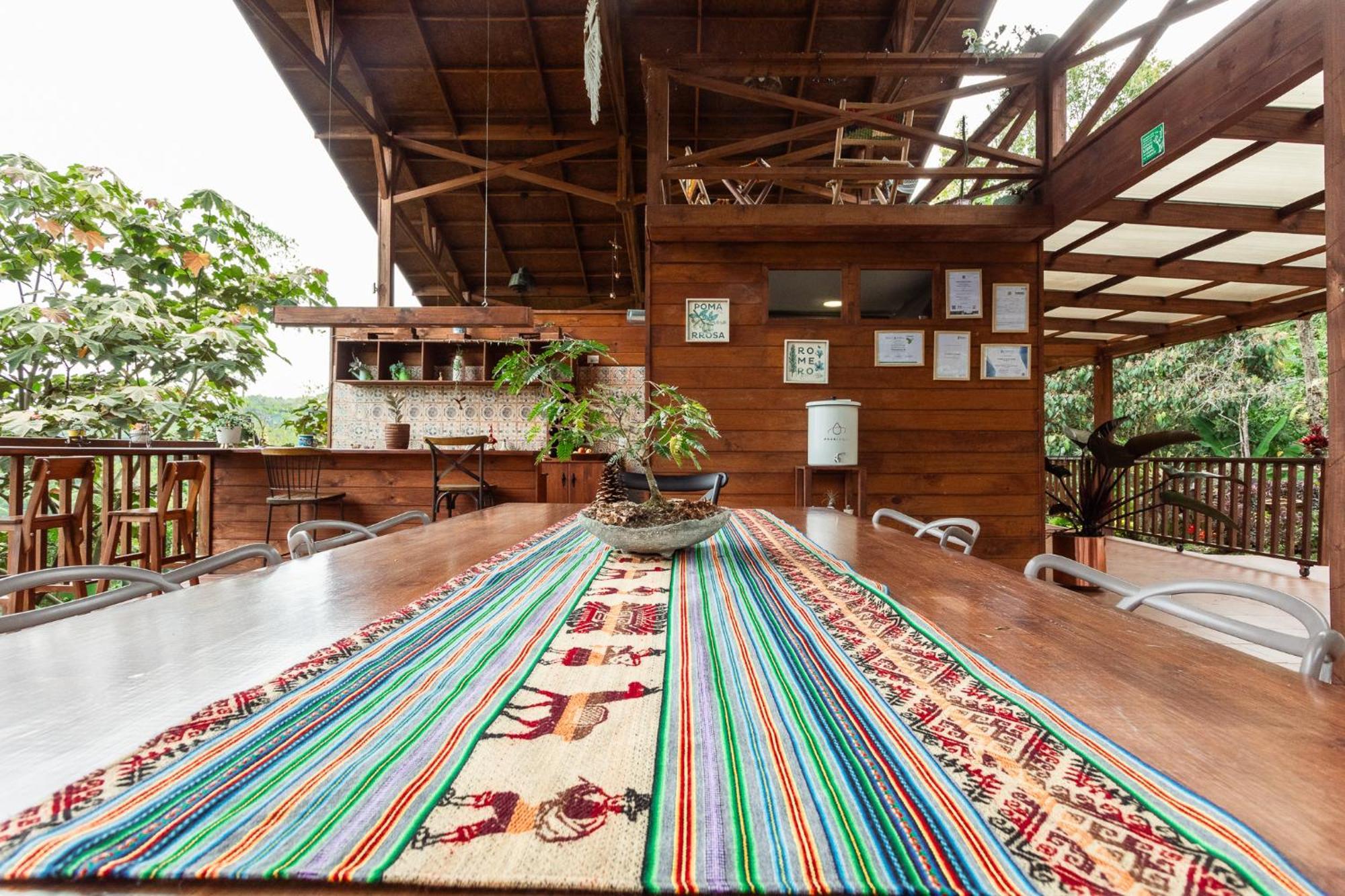 Tominejo Ecolodge - Casas En Los Arboles Neira Exteriör bild