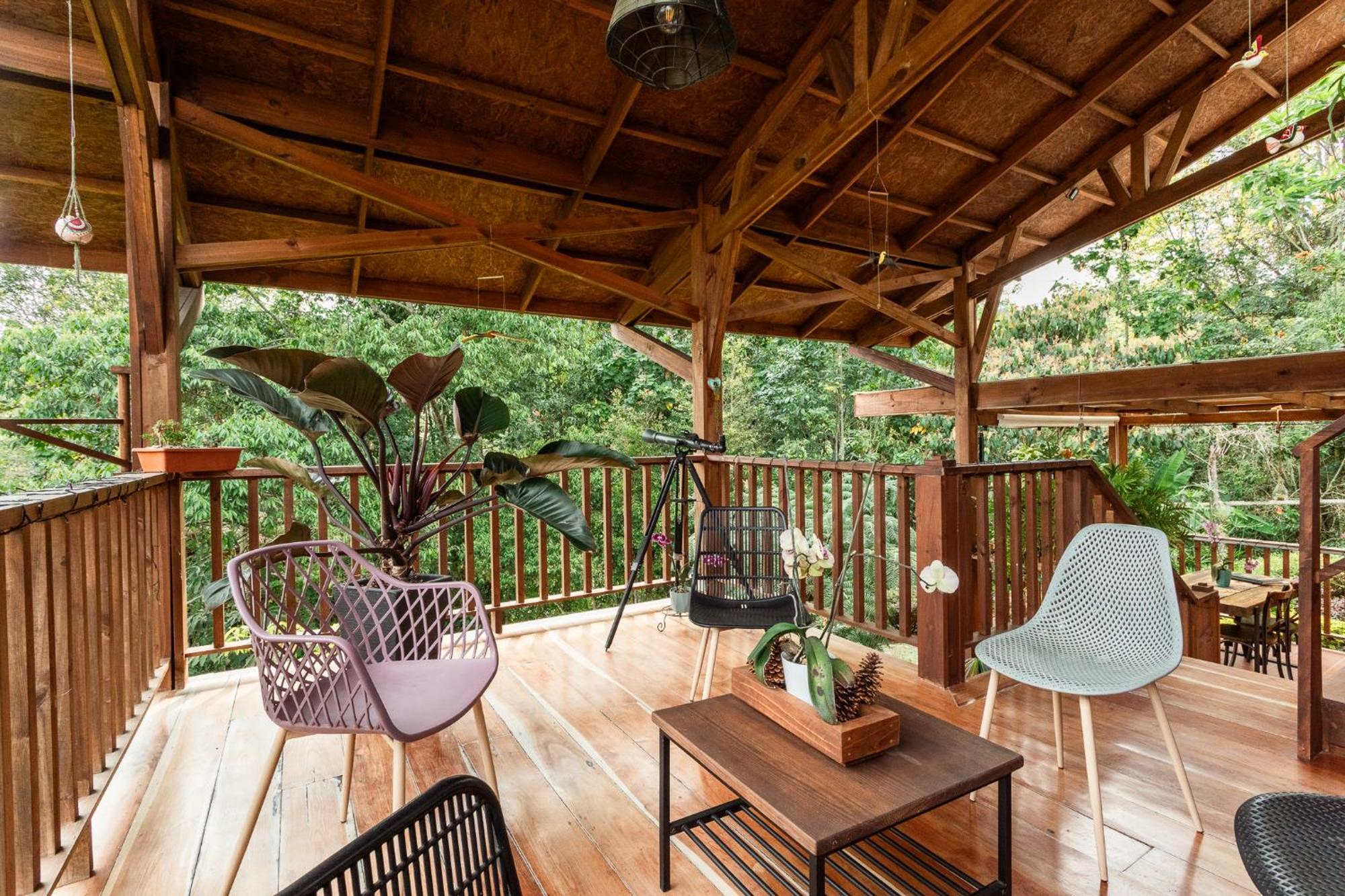 Tominejo Ecolodge - Casas En Los Arboles Neira Exteriör bild